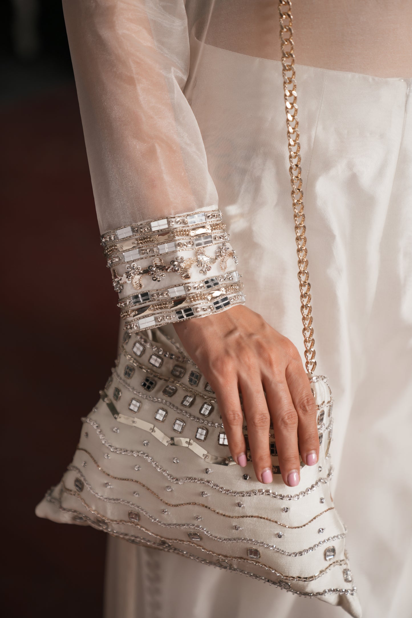 IVORY GLEAM