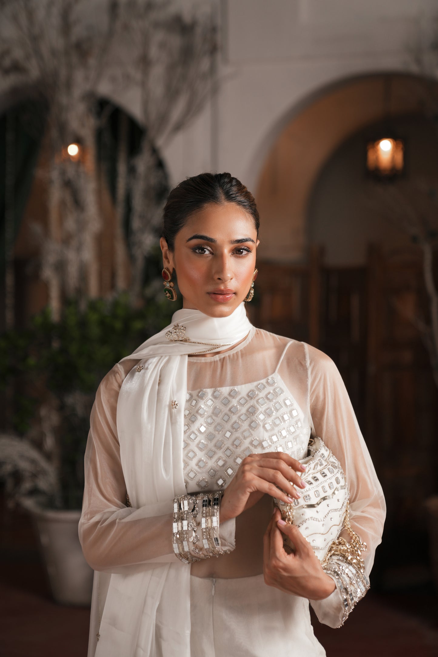 IVORY GLEAM