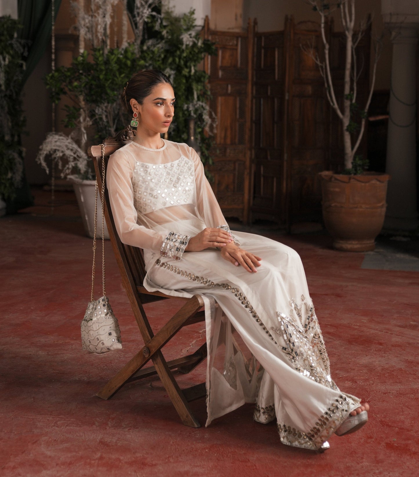 IVORY GLEAM